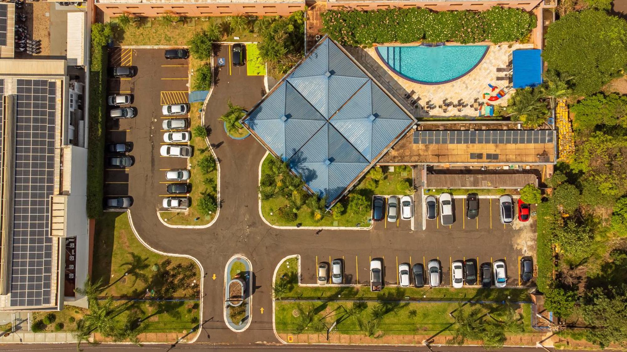 Hotel Golden Park Ribeirao Preto By Nacional Inn Екстер'єр фото