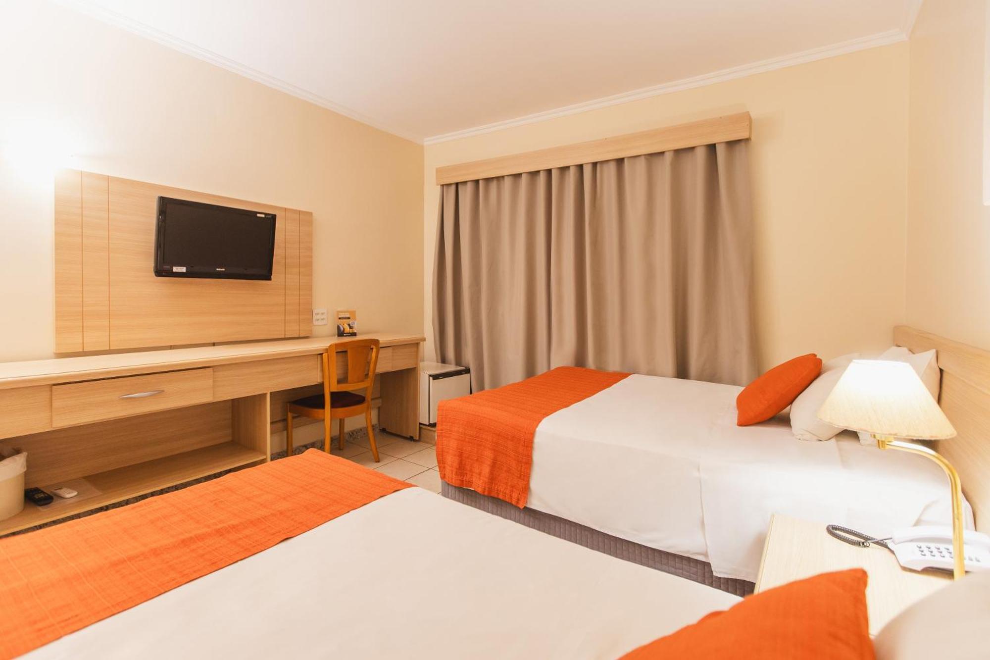 Hotel Golden Park Ribeirao Preto By Nacional Inn Екстер'єр фото