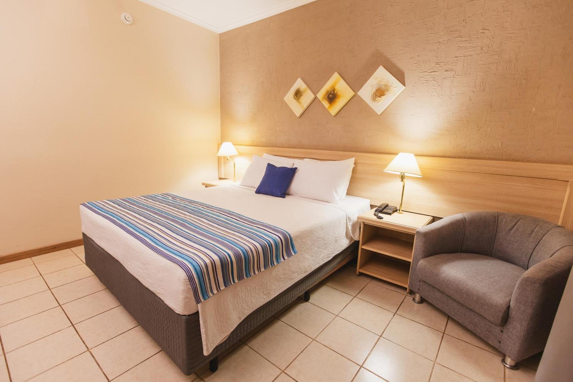 Hotel Golden Park Ribeirao Preto By Nacional Inn Екстер'єр фото